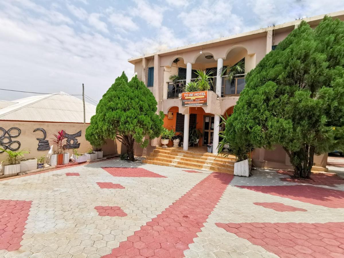 To Be Hotel Kumasi Extérieur photo