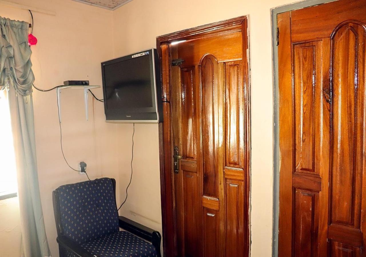 To Be Hotel Kumasi Extérieur photo