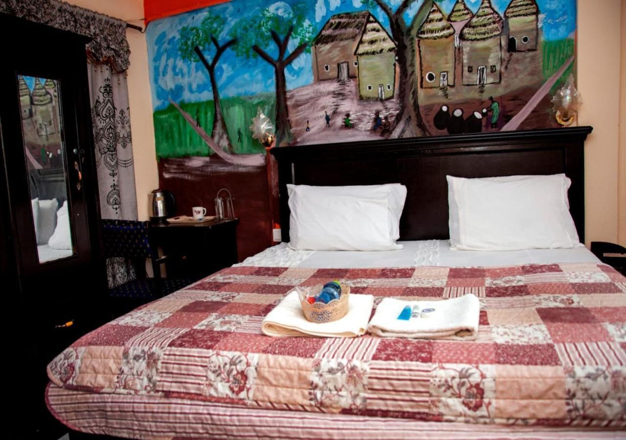 To Be Hotel Kumasi Extérieur photo