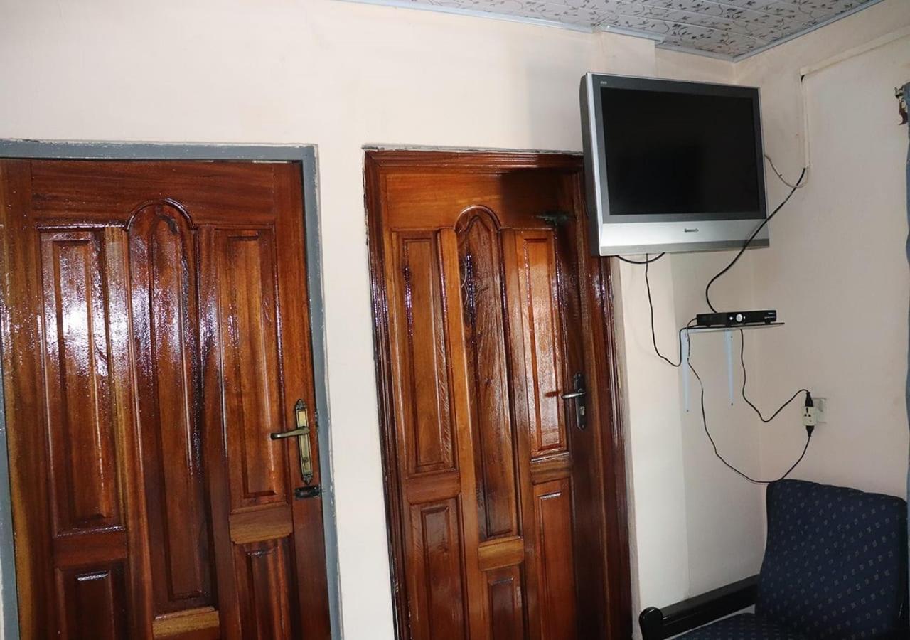 To Be Hotel Kumasi Extérieur photo